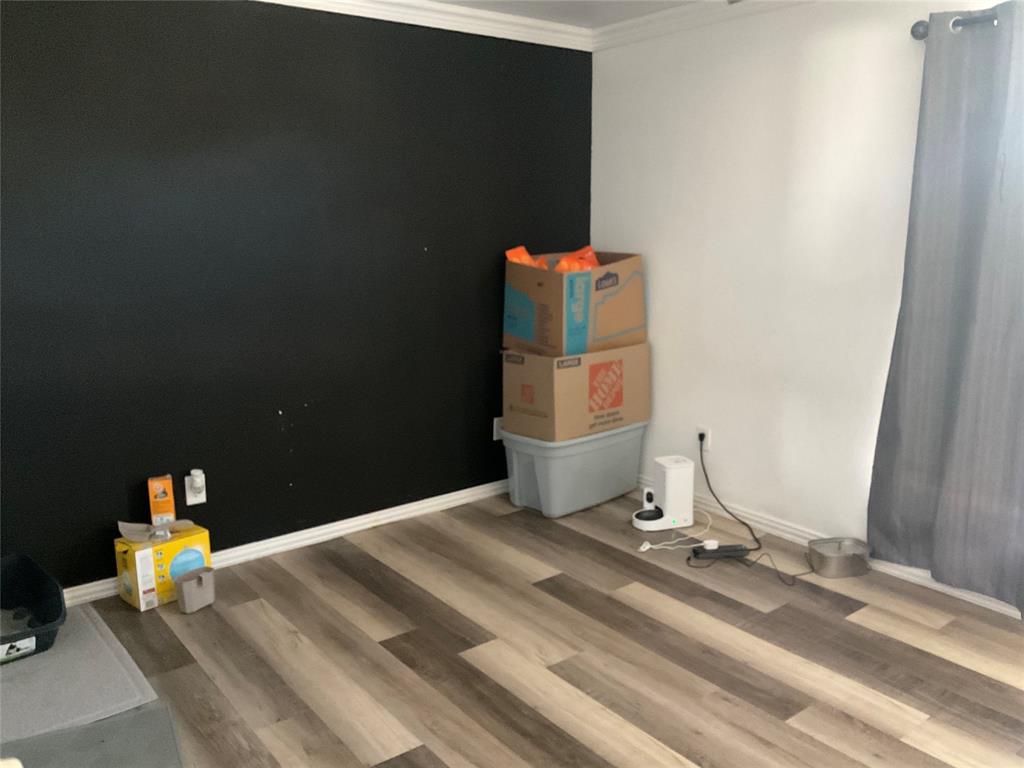 Mountain Valley Lake Trail. - Residential