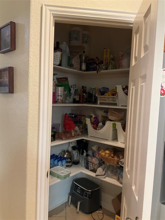 Mountain Valley Lake Trail. - Residential