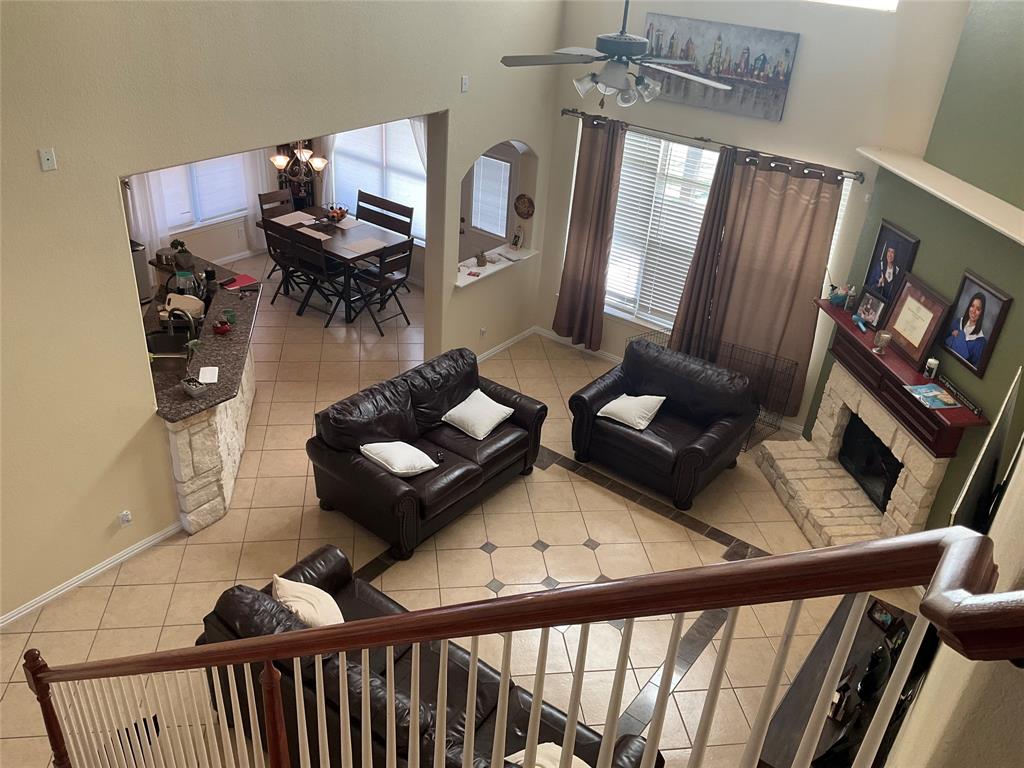 Mountain Valley Lake Trail. - Residential