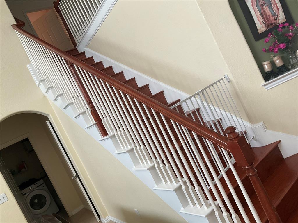 Mountain Valley Lake Trail. - Residential