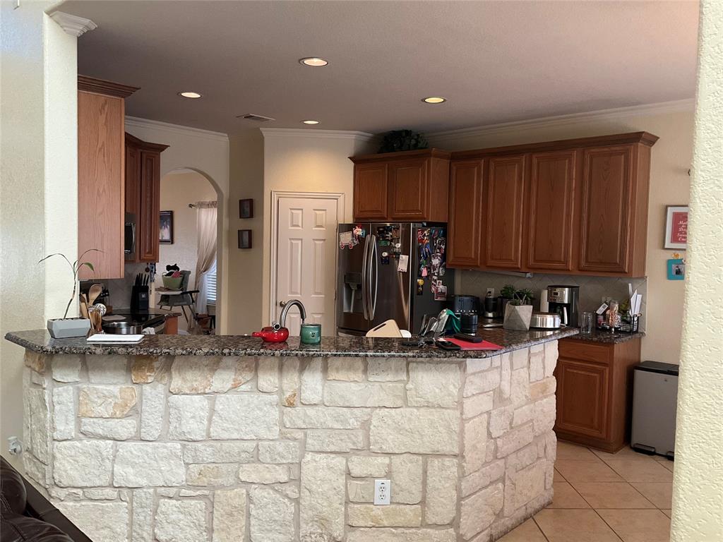 Mountain Valley Lake Trail. - Residential