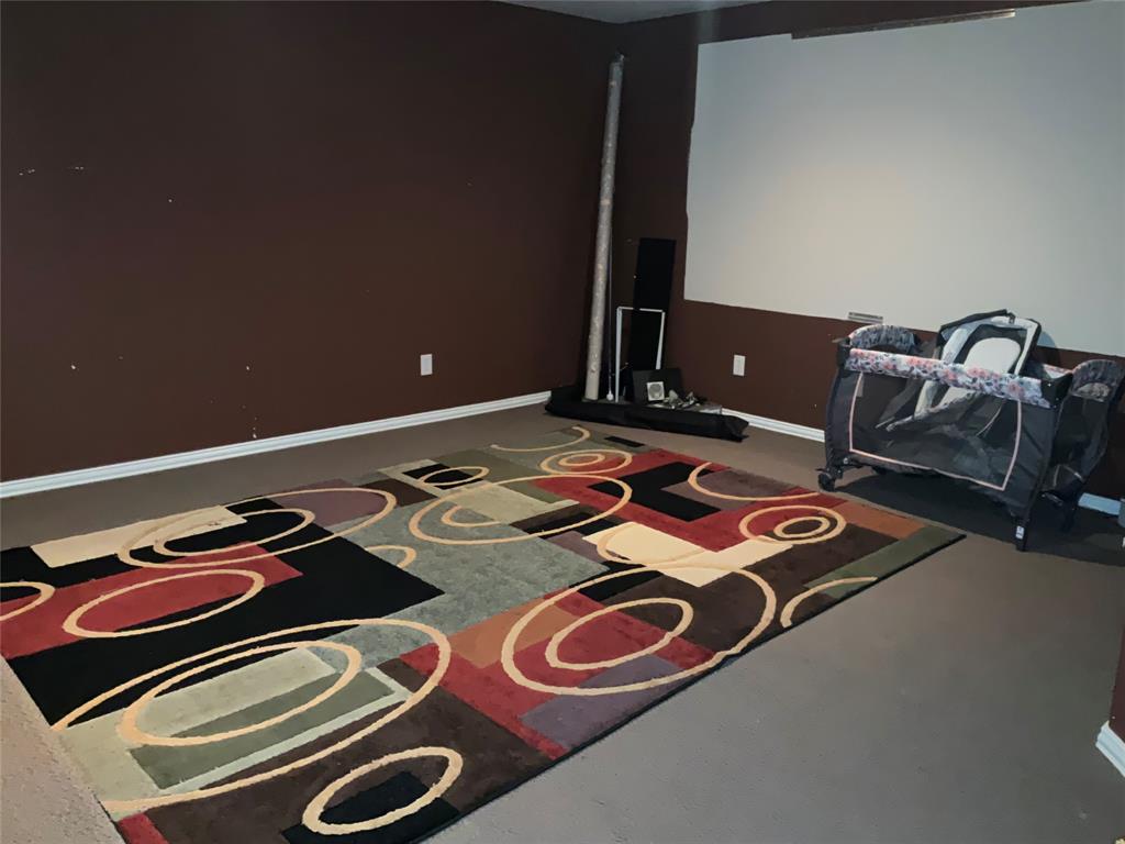 Mountain Valley Lake Trail. - Residential