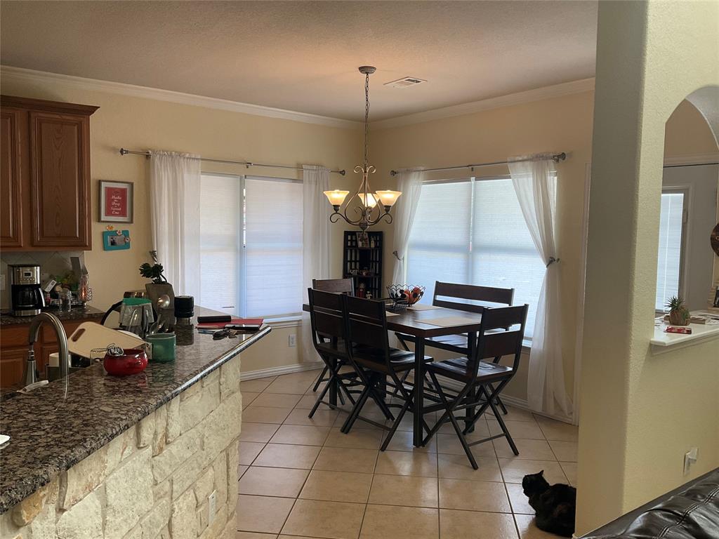 Mountain Valley Lake Trail. - Residential