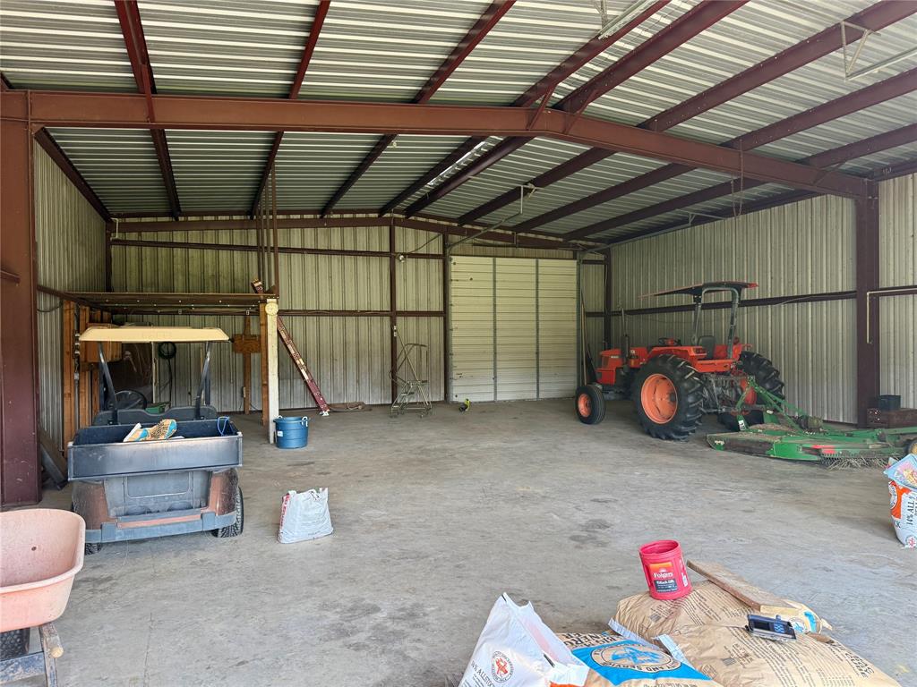 Moore Abstract - Residential