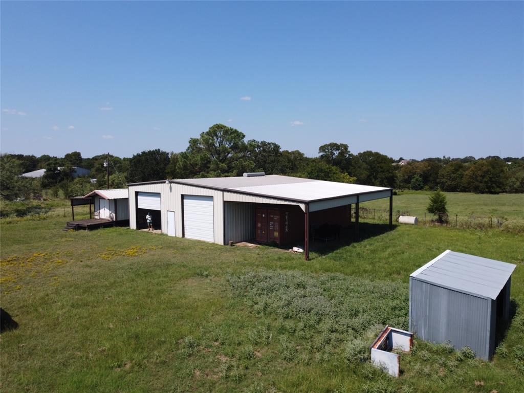 Moore Abstract - Residential