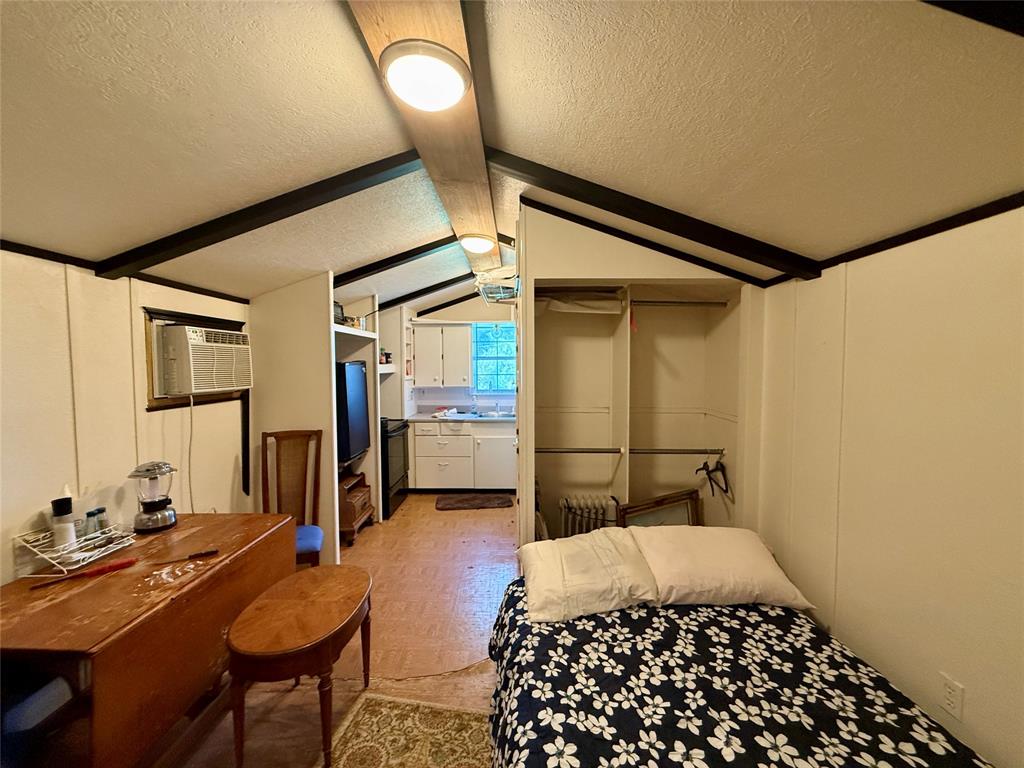 Moore Abstract - Residential