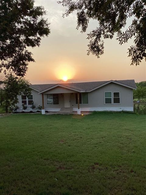 A home in Crandall