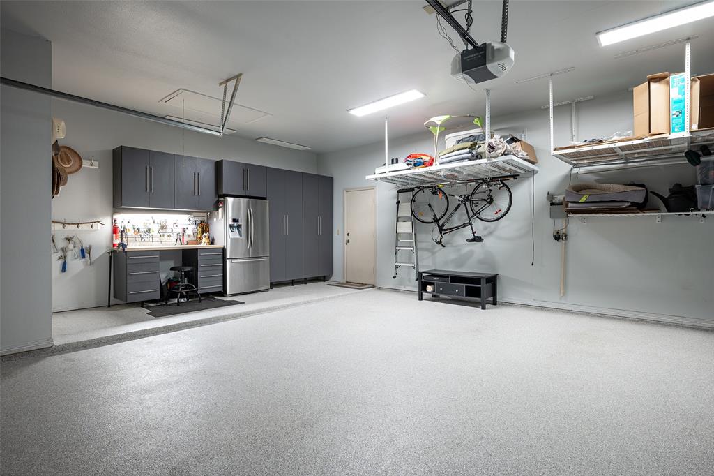 Frisco, Texas 75034, United States, 3 Bedrooms Bedrooms, ,4 BathroomsBathrooms,Residential,Pending,204023