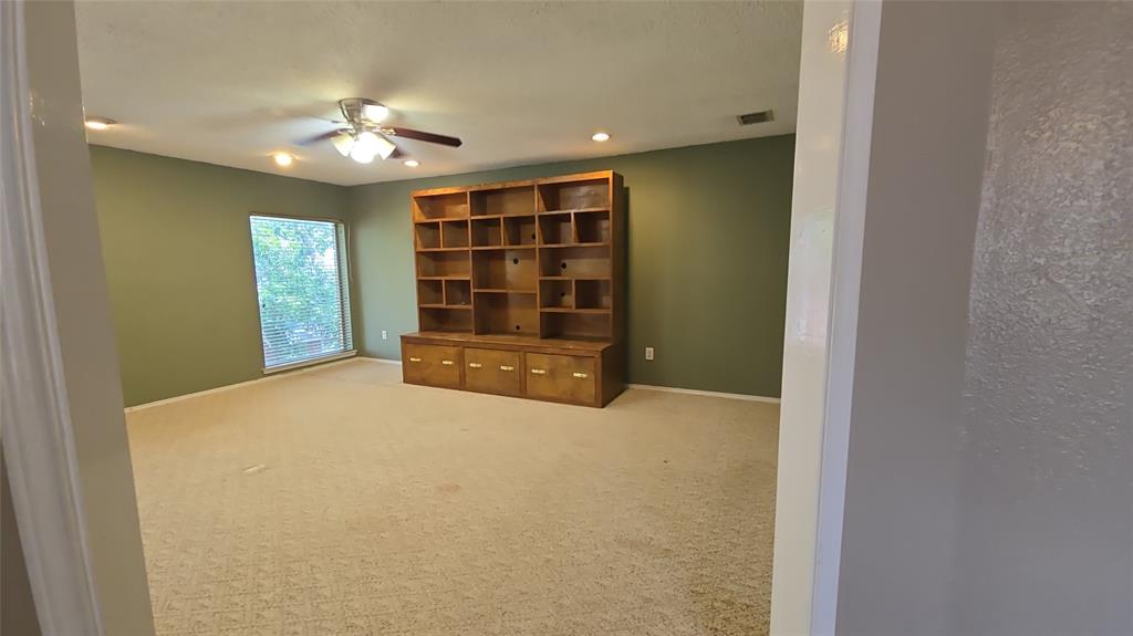 Oakwood Estates Lewisville - Residential