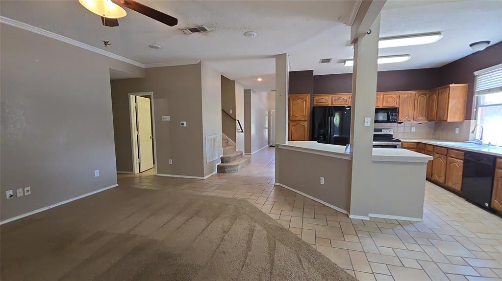 Oakwood Estates Lewisville - Residential