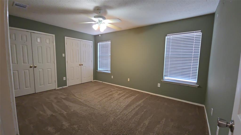 Oakwood Estates Lewisville - Residential