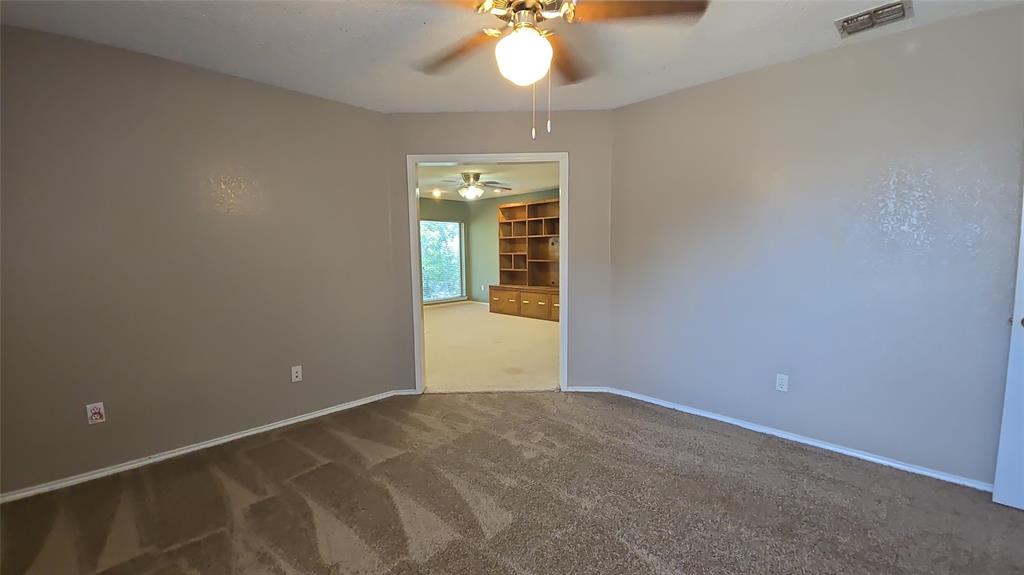 Oakwood Estates Lewisville - Residential