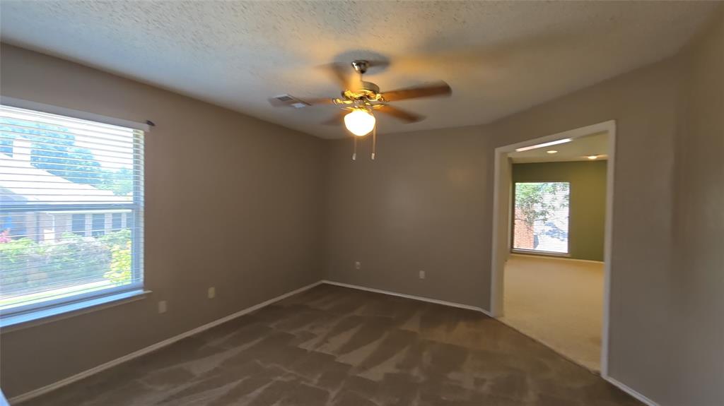 Oakwood Estates Lewisville - Residential