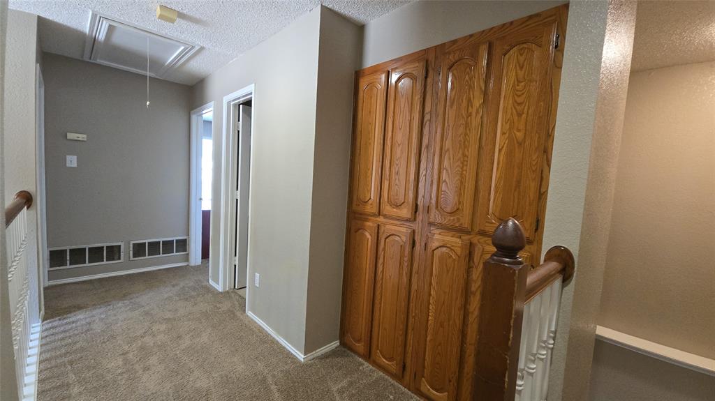 Oakwood Estates Lewisville - Residential