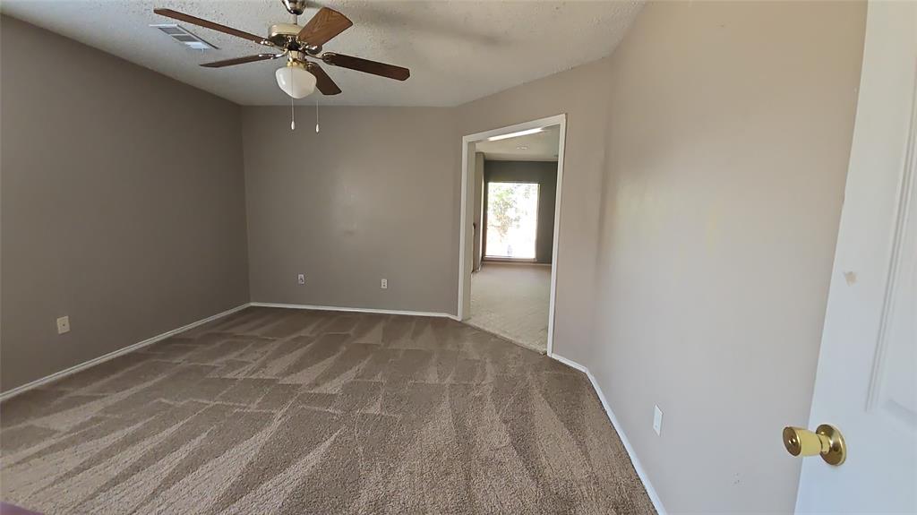 Oakwood Estates Lewisville - Residential