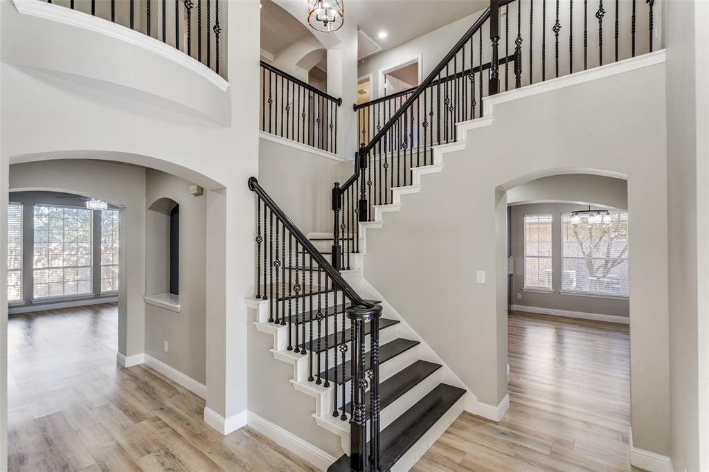 417 Long Cove Court