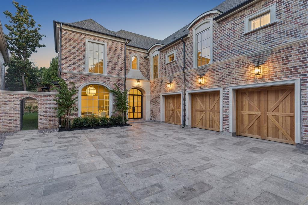 6389 Memorial Drive