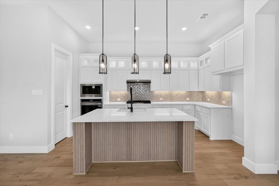 8409 Donaho Trail