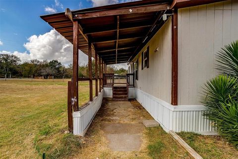 A home in Tolar