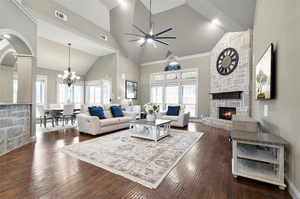 8086 Ashcroft Lane