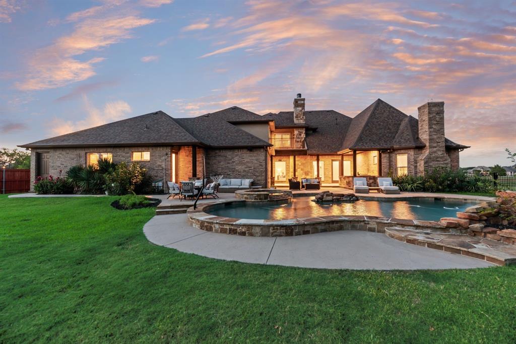 737 Manor Drive