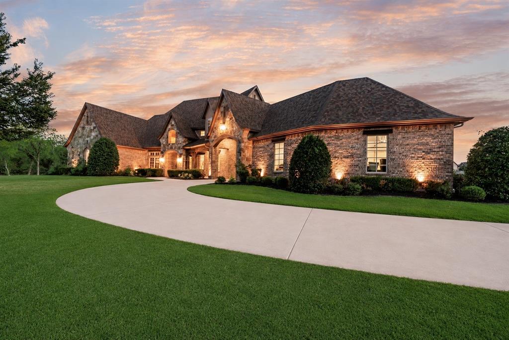 737 Manor Drive