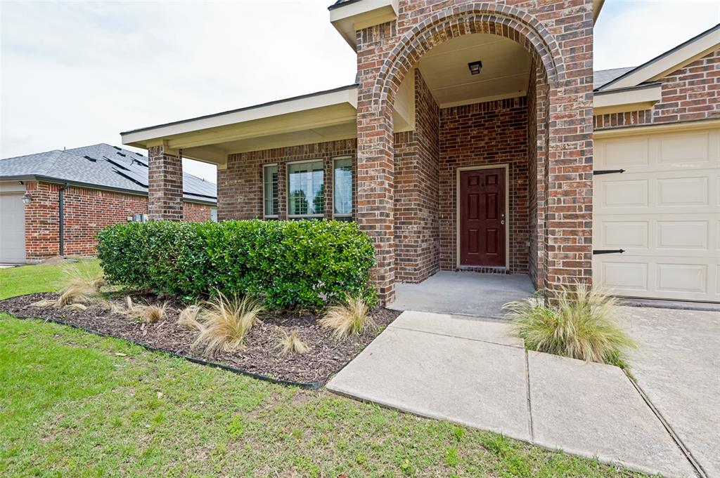 1097 Luton Drive