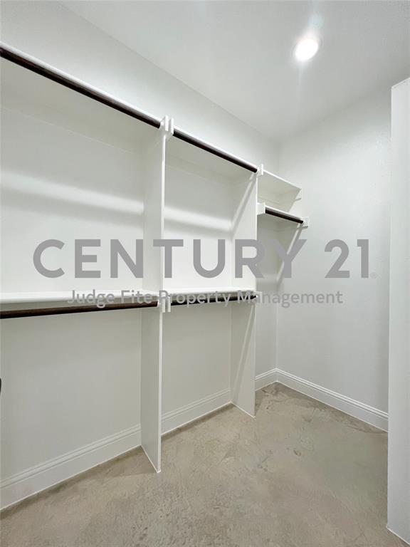 Canyon Creek III - Residential Lease