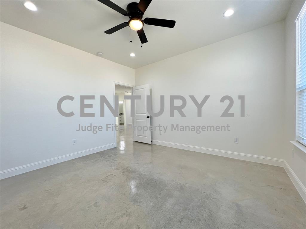 Canyon Creek III - Residential Lease