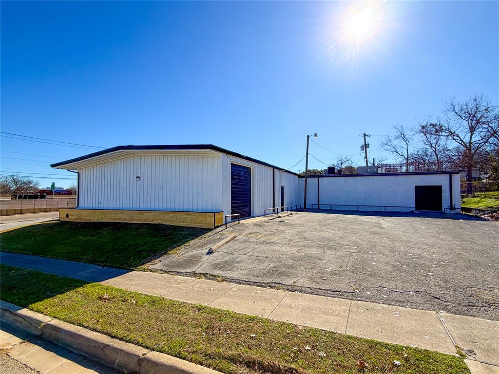 Smith J S Add - Commercial Sale