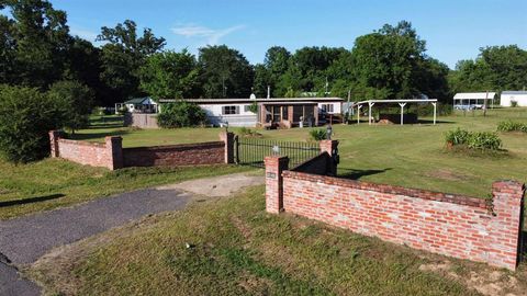 9830 Esthlyn Street Keithville LA 71047