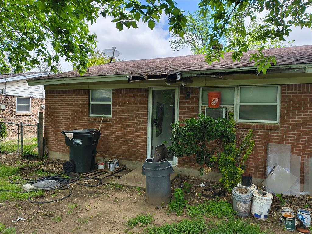 600 Thompson Drive
