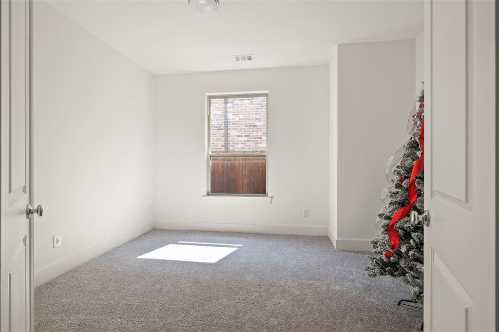 Thompson Farms Ph 1 - Residential Lease