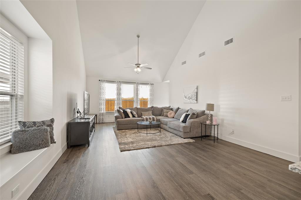 Thompson Farms Ph 1 - Residential Lease