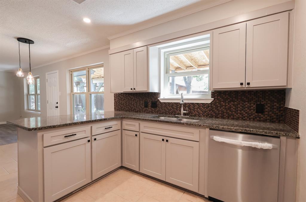 HIGHLAND TERRACE - Residential