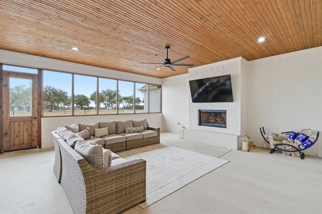 Bell Daniel - Residential