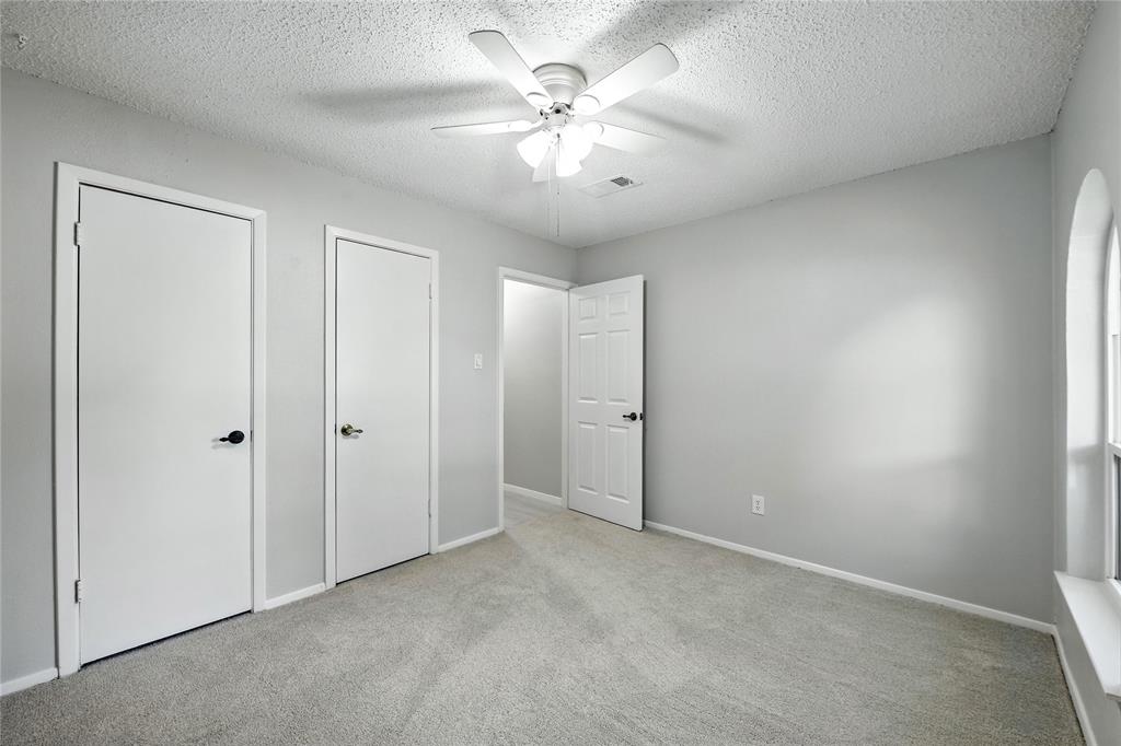 Hurst, Texas 76054, United States, 3 Bedrooms Bedrooms, ,2 BathroomsBathrooms,Residential,Pending,186818