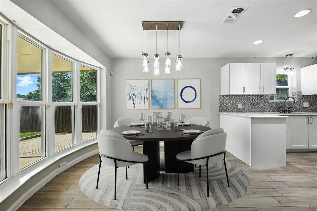 Hurst, Texas 76054, United States, 3 Bedrooms Bedrooms, ,2 BathroomsBathrooms,Residential,Pending,186818