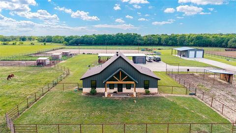 11200 Light Road Lipan TX 76462