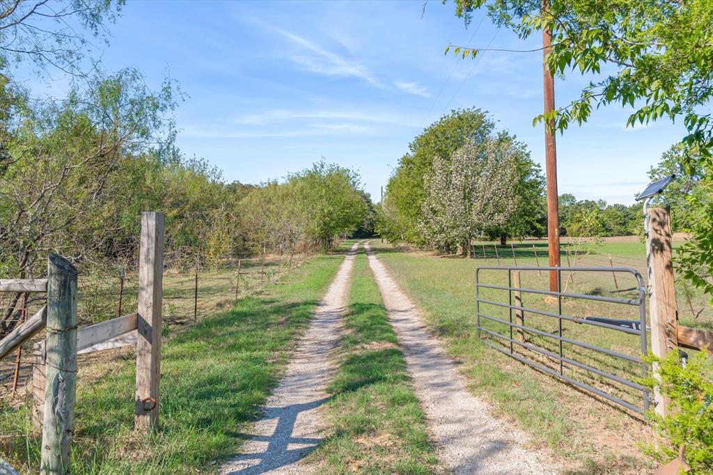 15993 County Road 4059