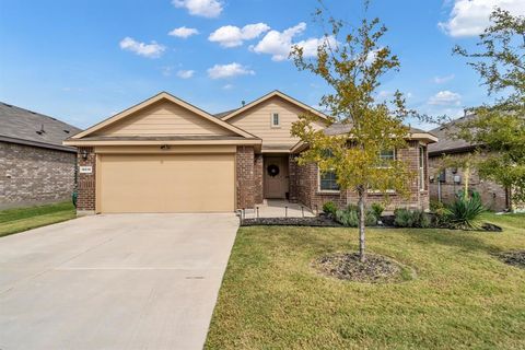 Photo of 16616 Portage Street, Justin, TX 76247 (MLS # 21087886)