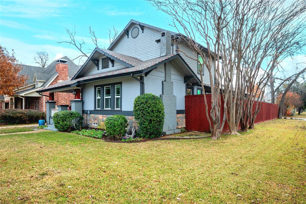 6106 Lakeshore Drive