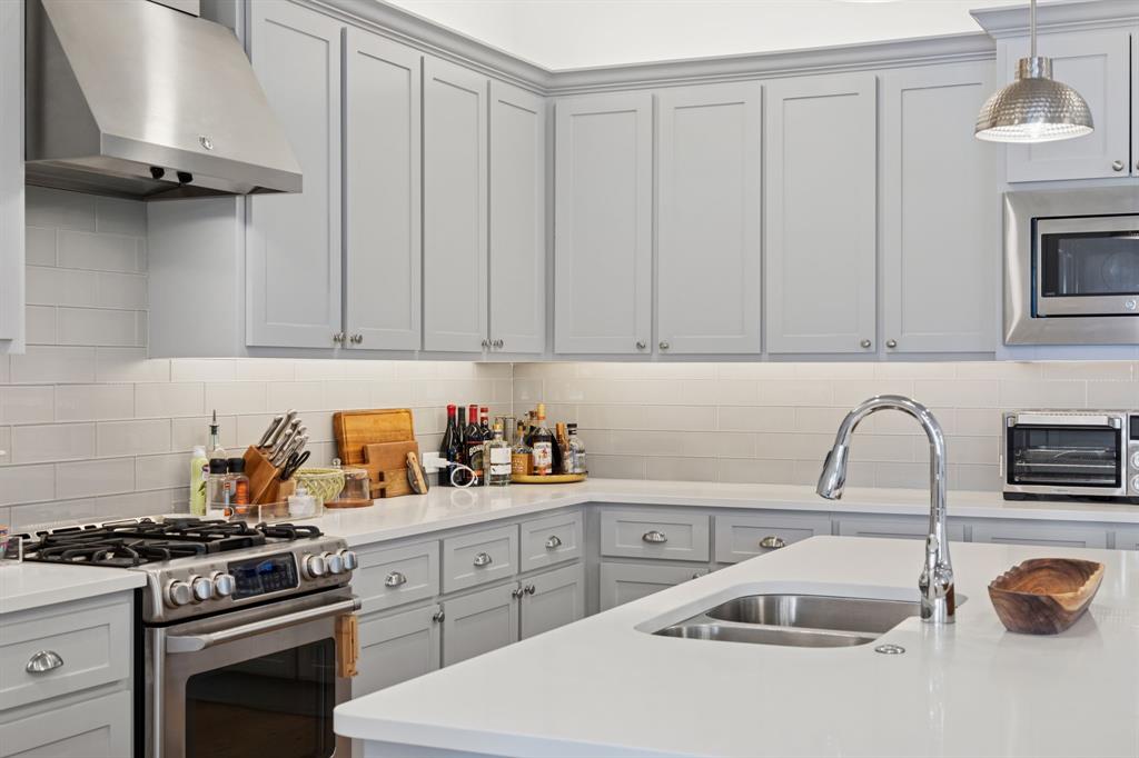 Long Cove - Residential