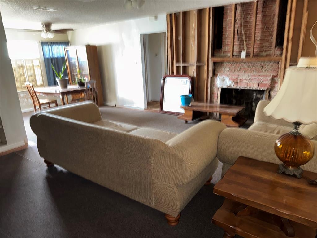 2427 Nicholson Drive