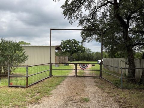 Photo of 392 County Road 1410, Morgan, TX 76671 (MLS # 21302075)