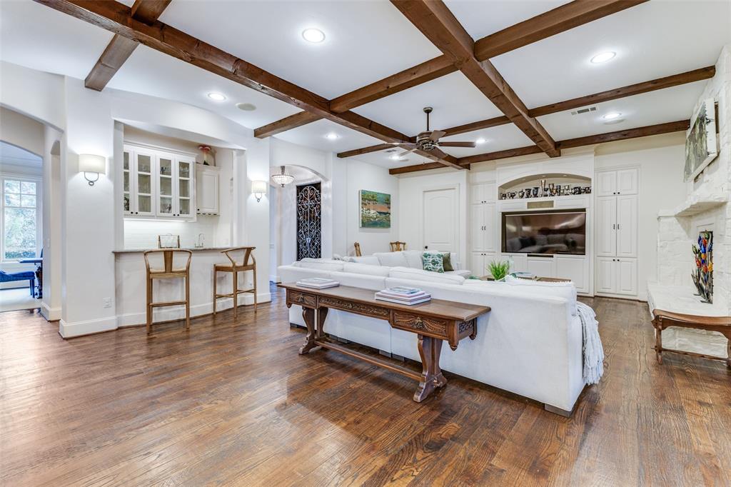 Manchester Downs Rev - Residential