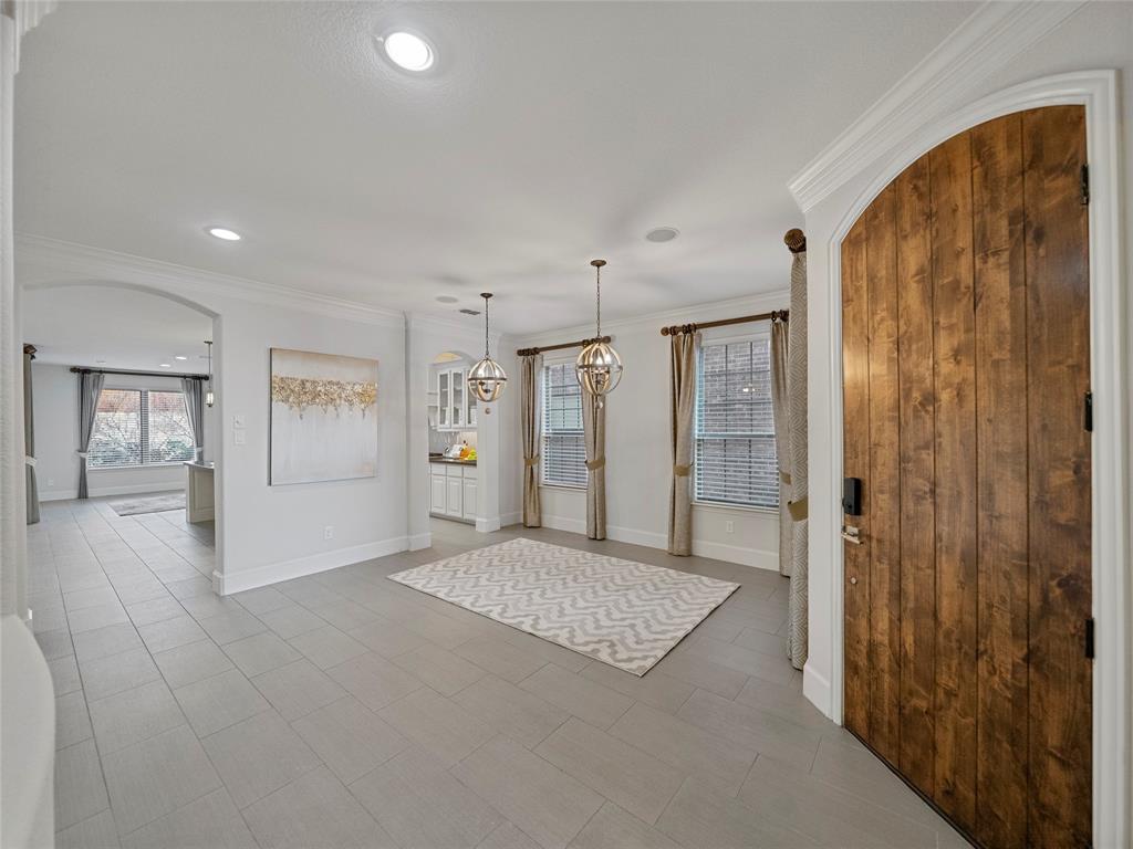 2805 Walnut Creek Lane