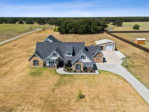 Photo of 6120 Hidden Oaks Drive, Quinlan, TX 75474 (MLS # 21382777)