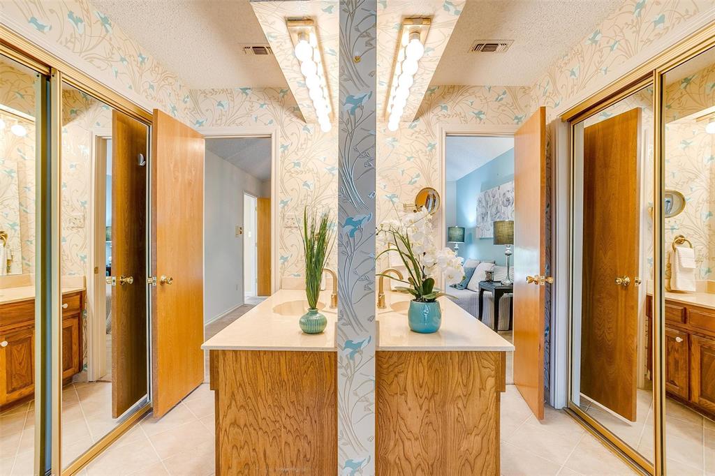 Woodbriar Estates West Add - Residential