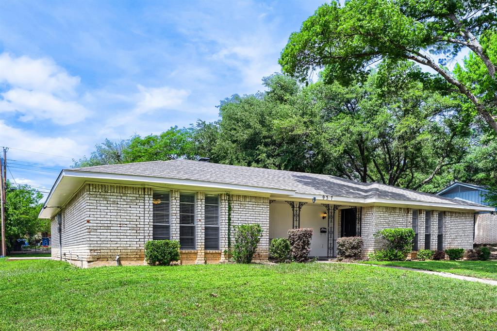 937 Birchwood Drive